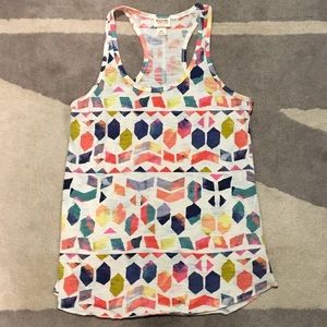 💜 4/$20 TOPS - Mossimo Abstract Print Tank